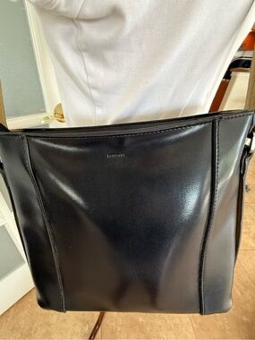 Mondani Black Faux Leather Shoulder Bag Classic Minimalist Tote Purse